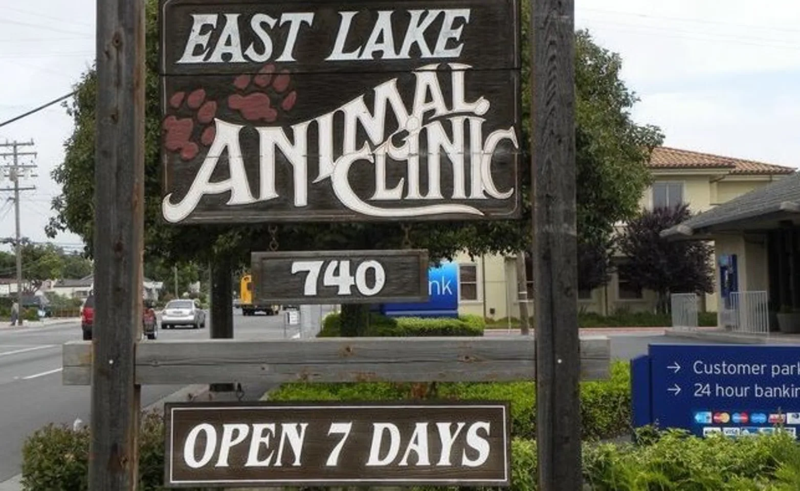 East Lake Animal Clinic's front signage of their address and name